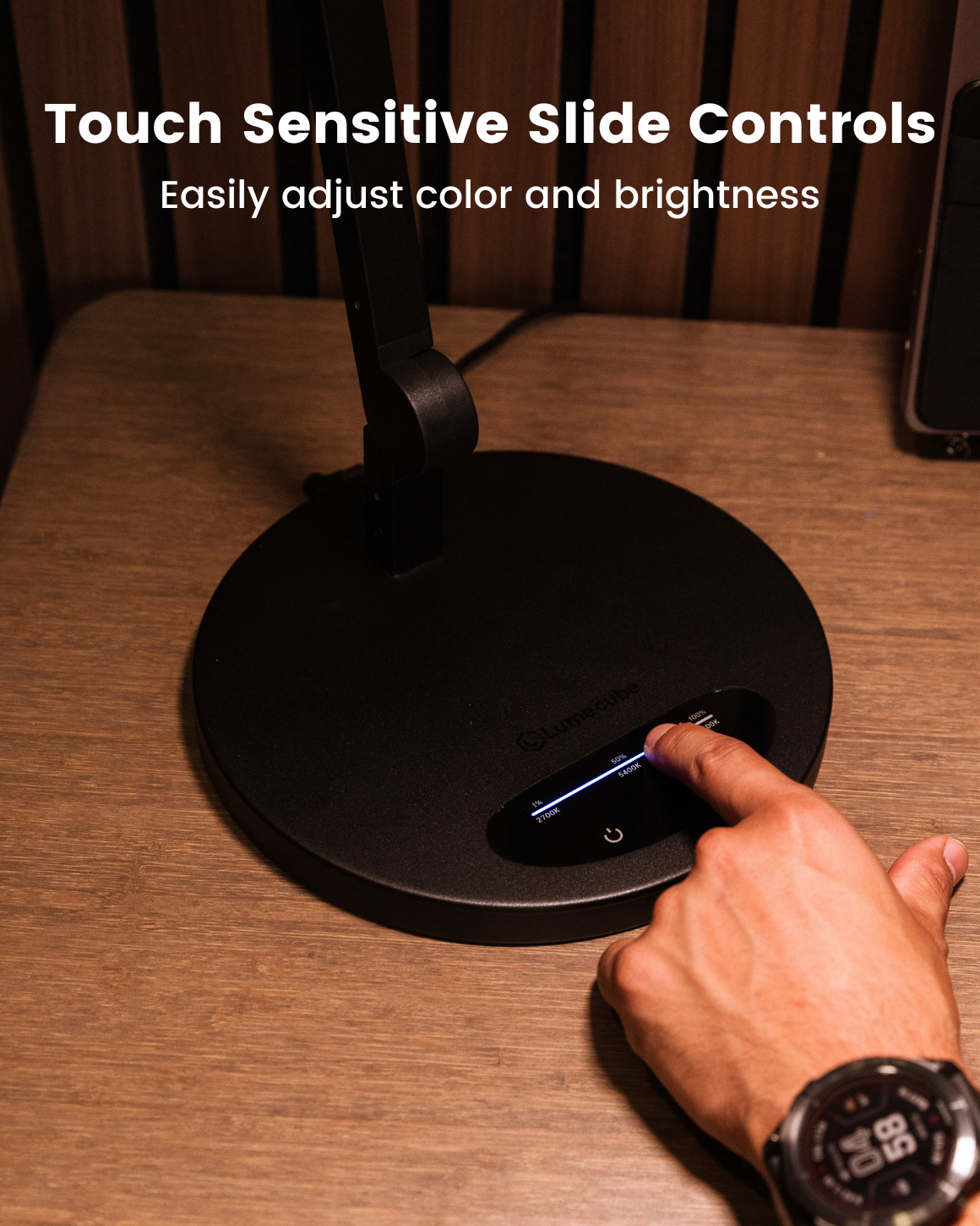 Lume Cube Edge Light 2.0 with Base Black LED Desk Lamp