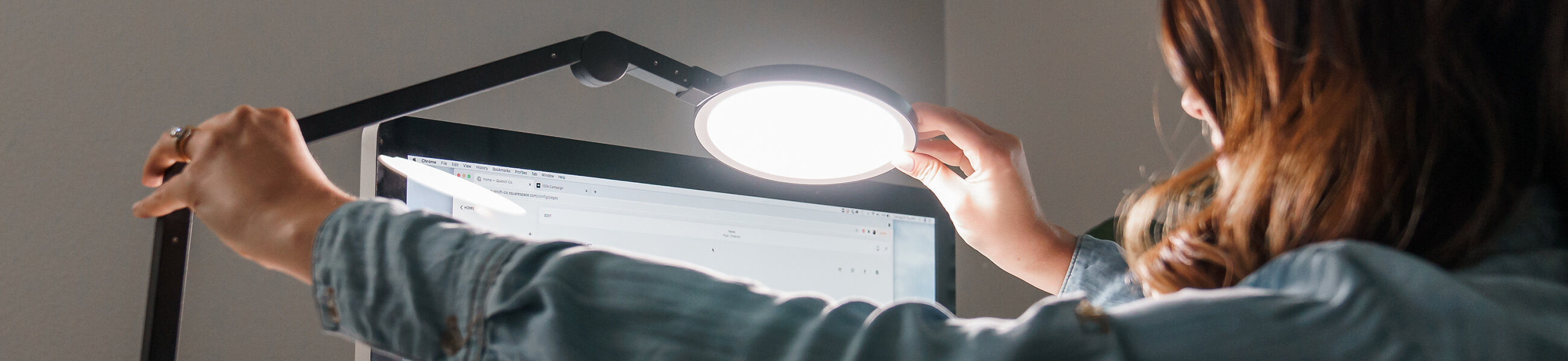Edge Lit Example Edge-Lit Technology by Lume Cube