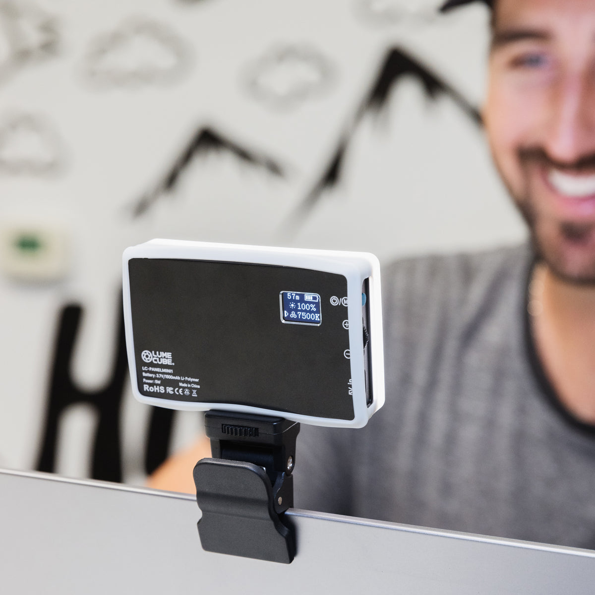 Universal Clip Mount for Lume Cube Panel Lights