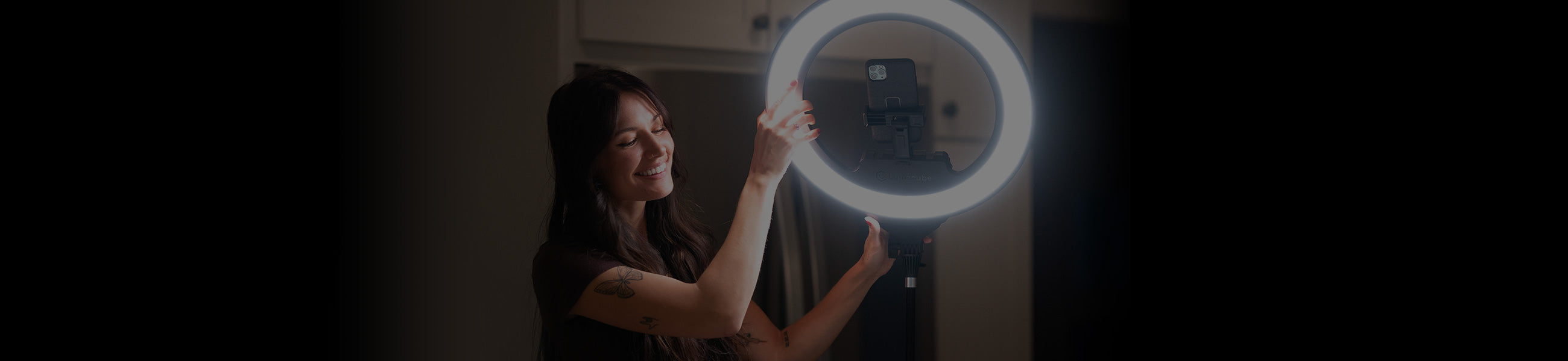 Lume Cube Cordless Ring Light Pro White 18-inch Edge-Lit LED Ring Light